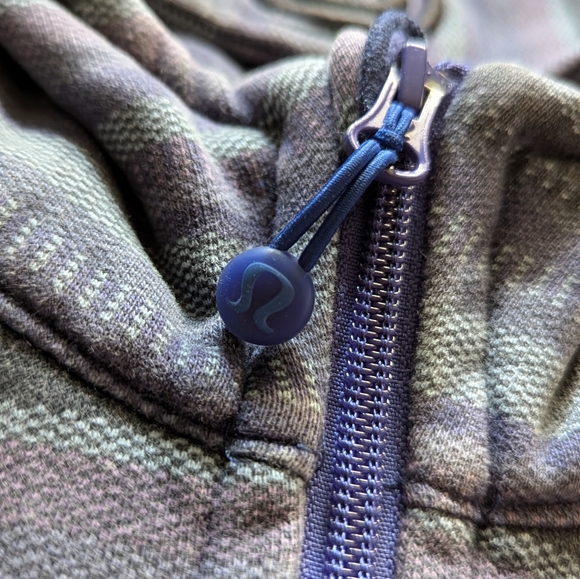 Lululemon Scuba Hoodie Blue Poncho Stripe - Picture 2 of 4